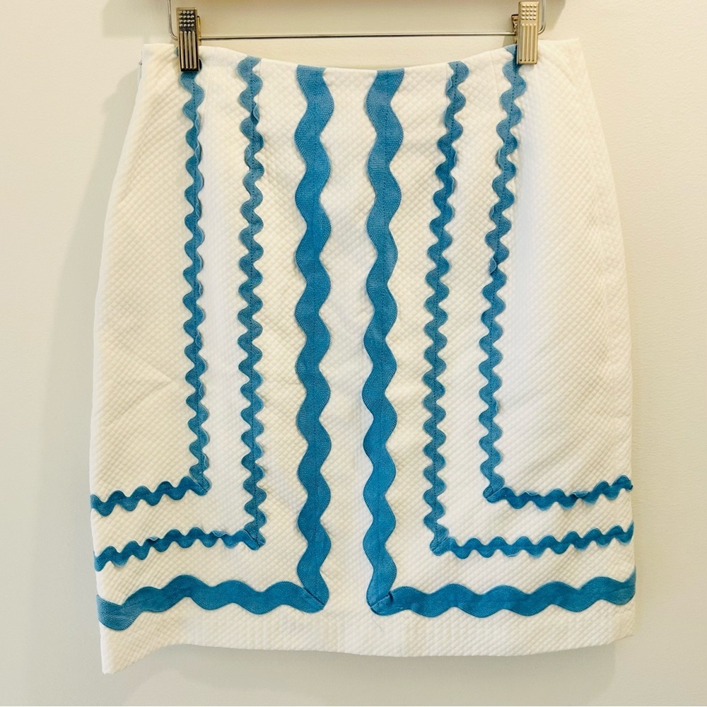 J. McLaughlin Skirt 6 Bric Brac Trim blue white quilted